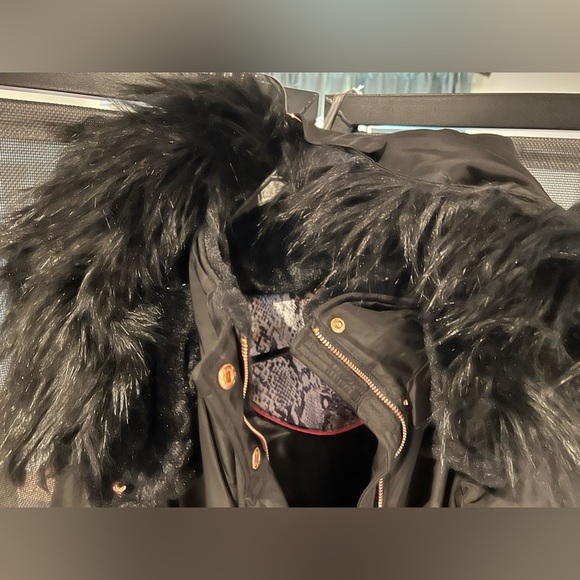 JESSICA SIMPSON WINTER COAT FAUX FUR HOOD - Picture 4 of 5